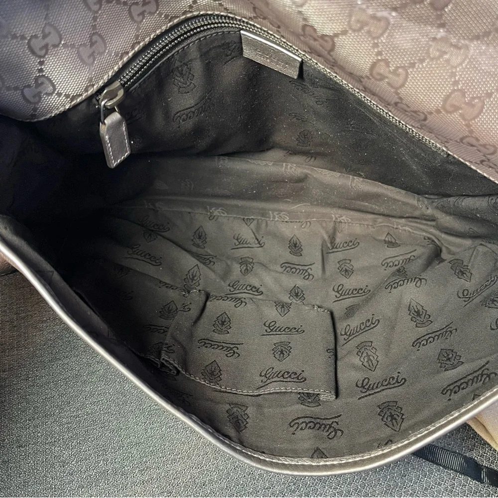Gucci Imprime Coated Canvas Buckle Flap Messenger Bag - Metallic Gray - Preowned